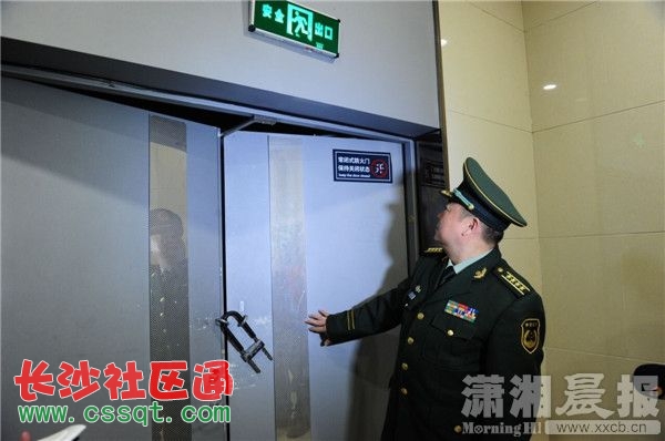 xiaof.jpg